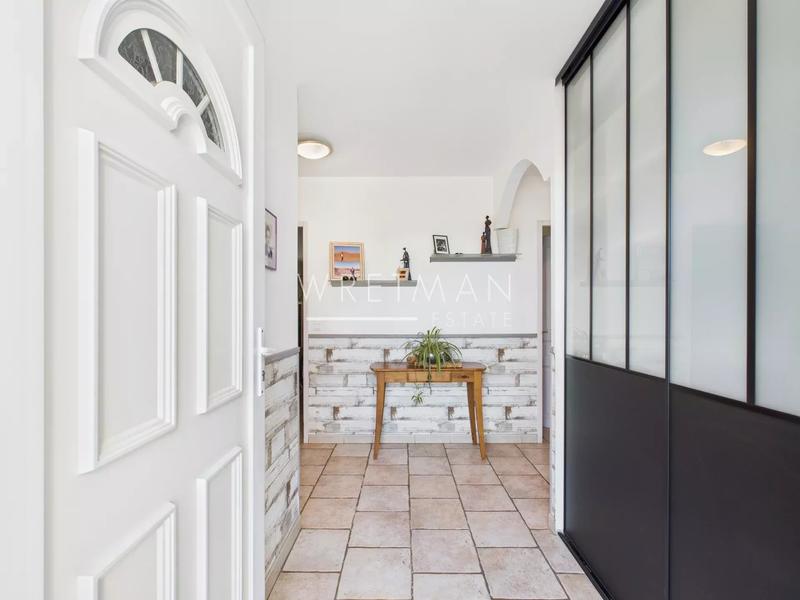 Villa - 163 m² - 6 pièces