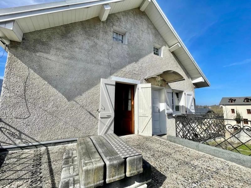 Maison - 177 m² - 7 pièces