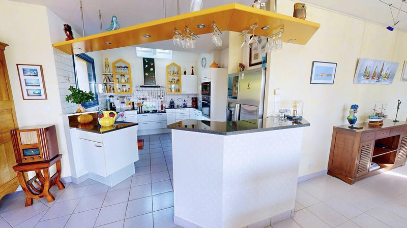 Maison contemporaine - 210 m² - 7 pièces