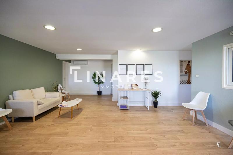 Local commercial - 235 m² - 10 pièces