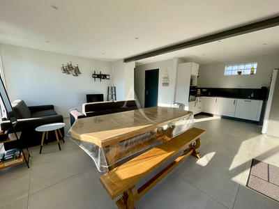 Maison - 82 m² - 4 pièces