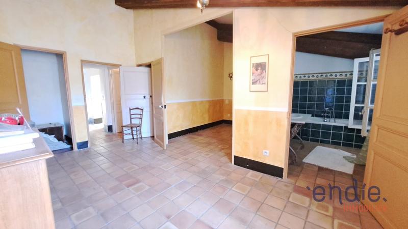 Maison - 500 m² - 10 pièces