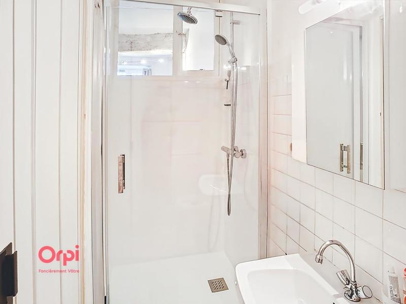 Studio - 24 m² - 1 pièce