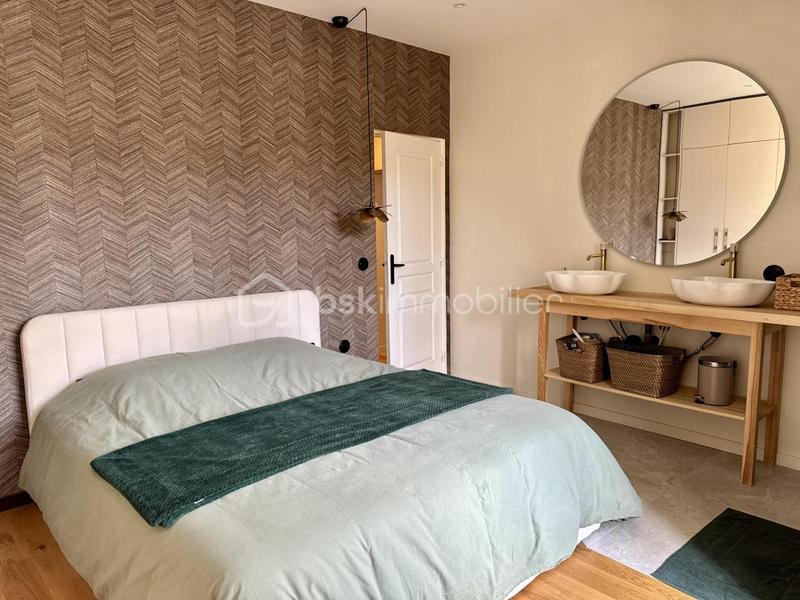 Appartement - 92 m² - 4 pièces