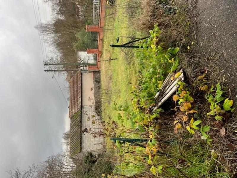 Propriété - 240 m² - 8 pièces