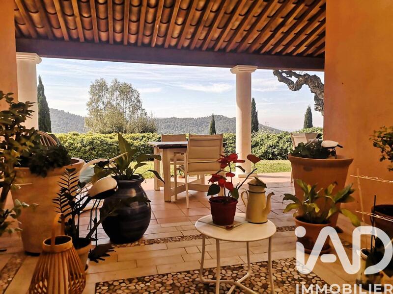 Maison - 153 m² - 5 pièces