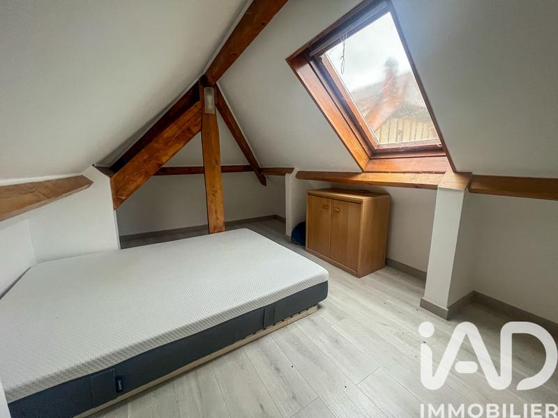 Maison - 106 m² - 8 pièces