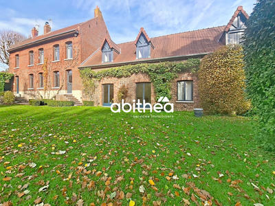 Propriété - 327 m² - 9 pièces