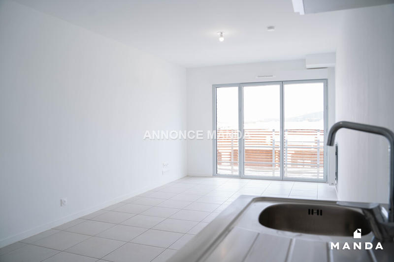 Studio - 33 m² - 1 pièce