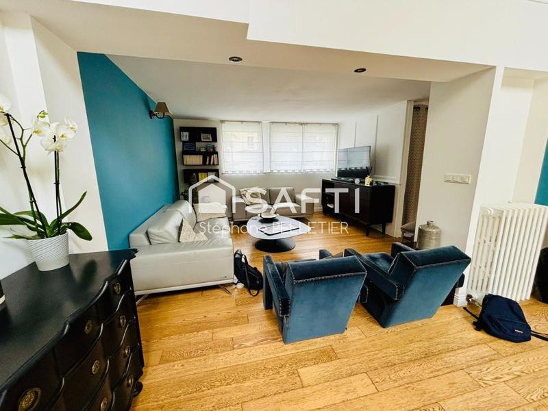 Maison - 167 m² - 8 pièces