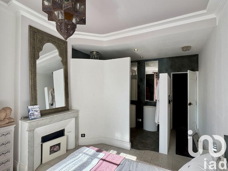 Maison - 400 m² - 10 pièces