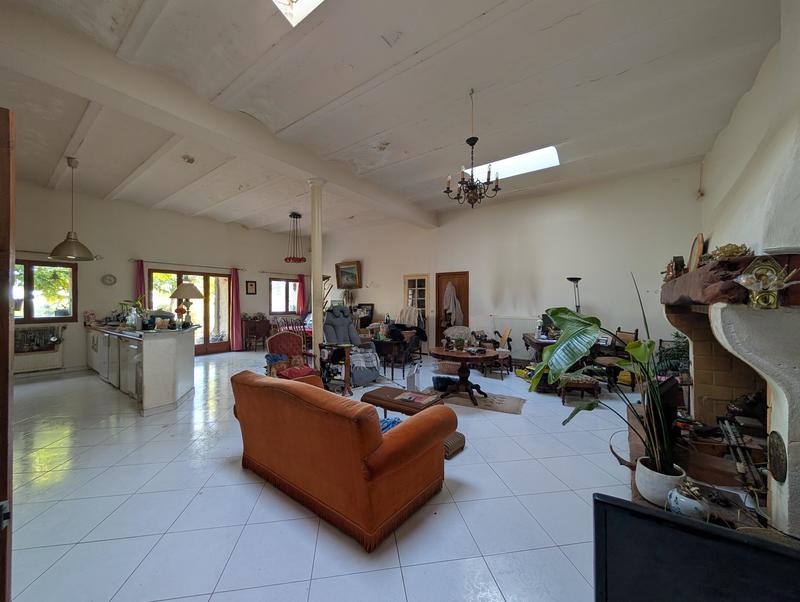 Maison - 200 m² - 6 pièces