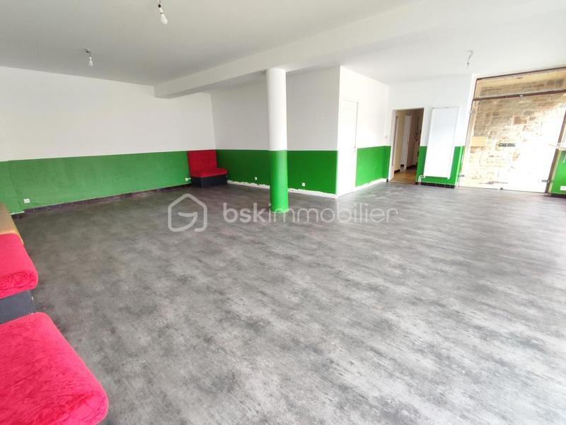 Local commercial - 388 m² - 7 pièces