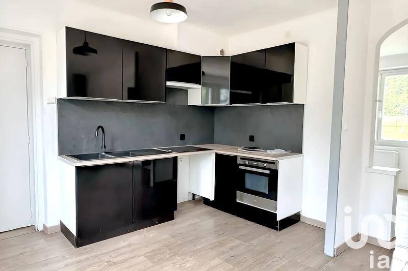 Maison - 81 m² - 5 pièces