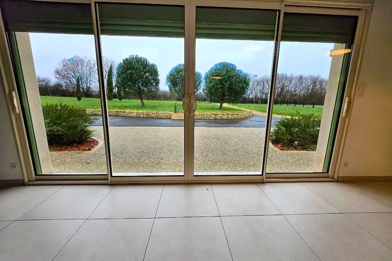 Maison - 206 m² - 7 pièces