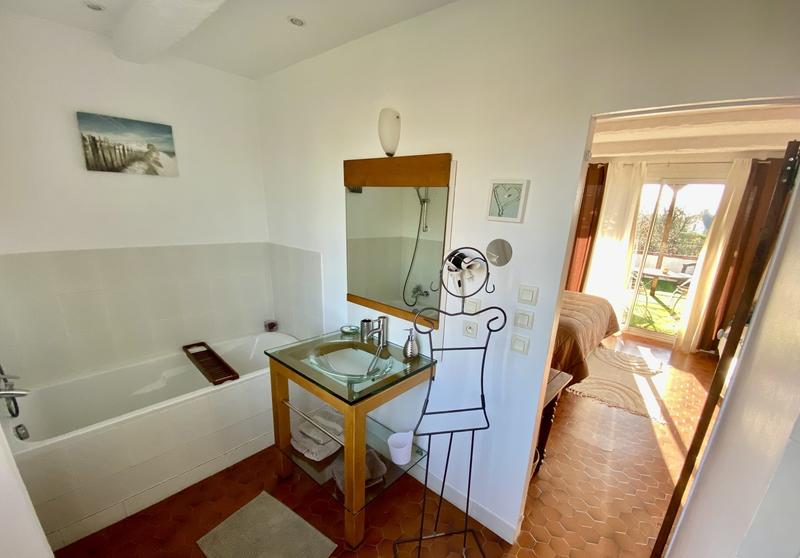 Maison - 290 m² - 11 pièces