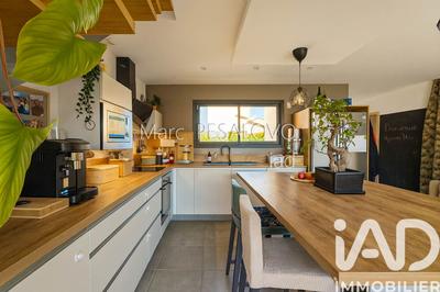 Maison - 89 m² - 4 pièces