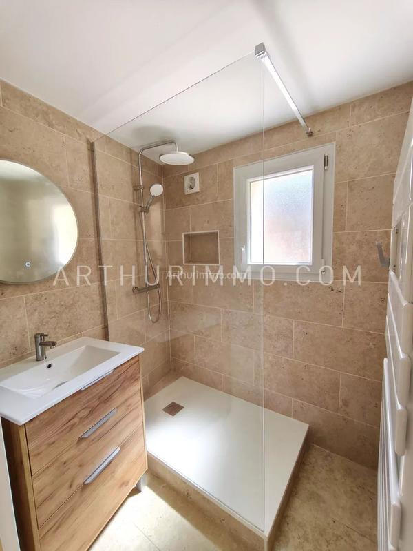 Maison - 99 m² - 4 pièces