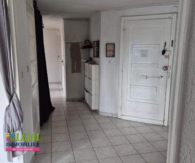 Appartement - 107 m² - 5 pièces