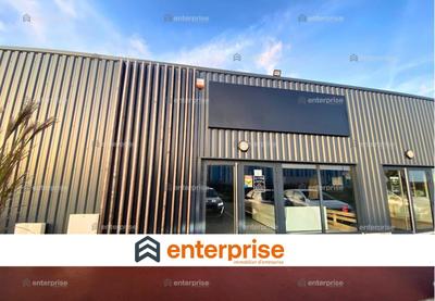 Local commercial - 242 m²