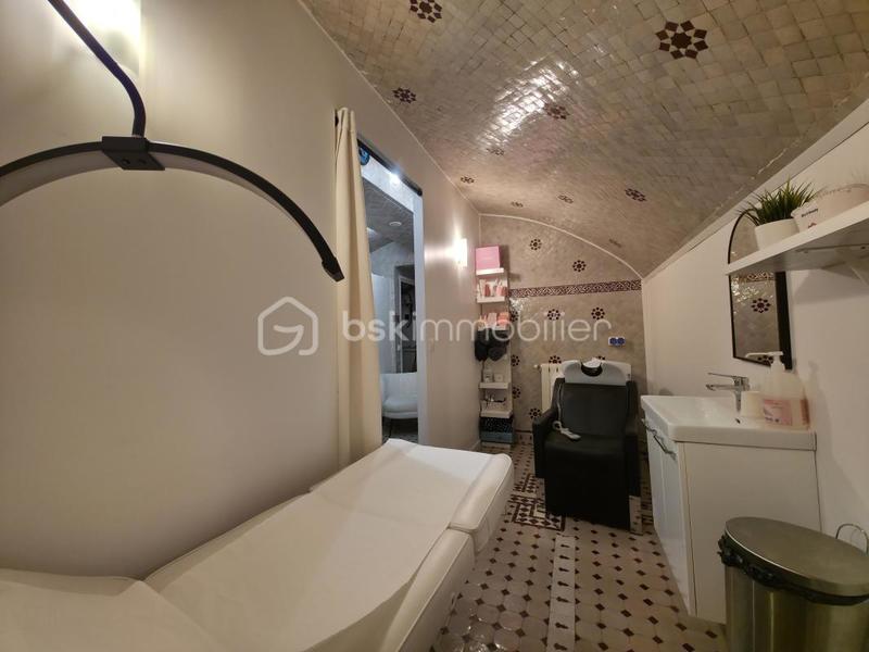 Bureau - 90 m² - 5 pièces