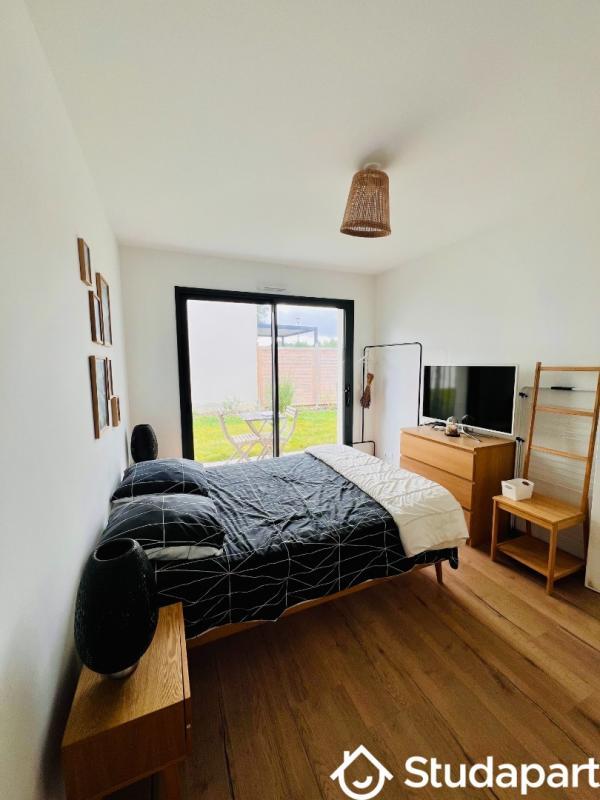 Chambre - 13 m² - 1 pièce