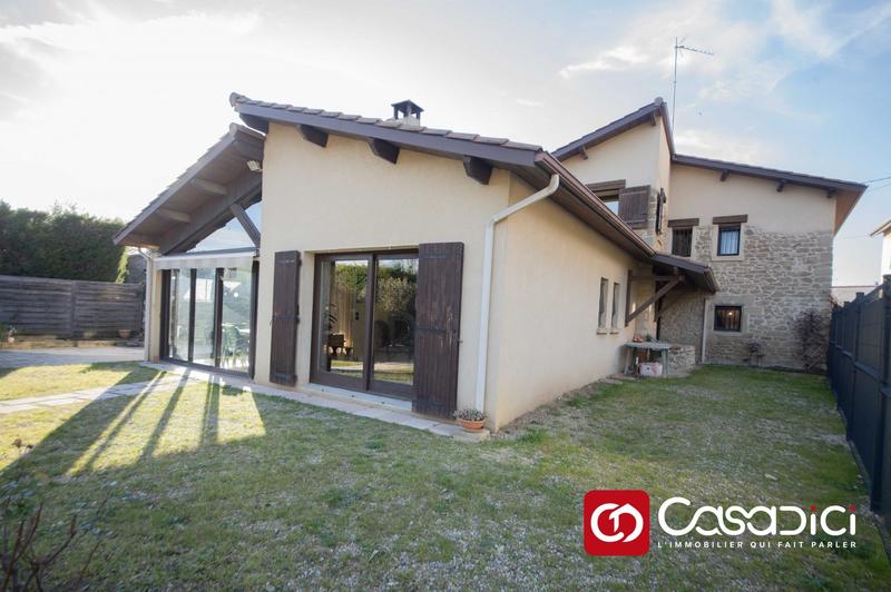 Maison - 136 m² - 4 pièces