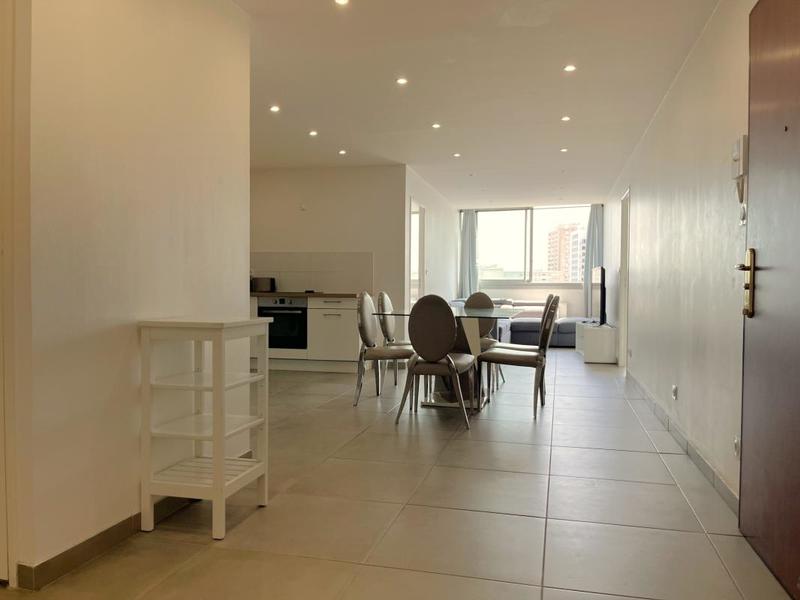 Appartement - 102 m² - 6 pièces