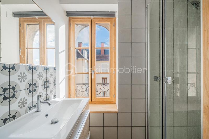 Duplex - 115 m² - 5 pièces