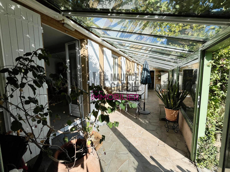 Maison - 224 m² - 9 pièces