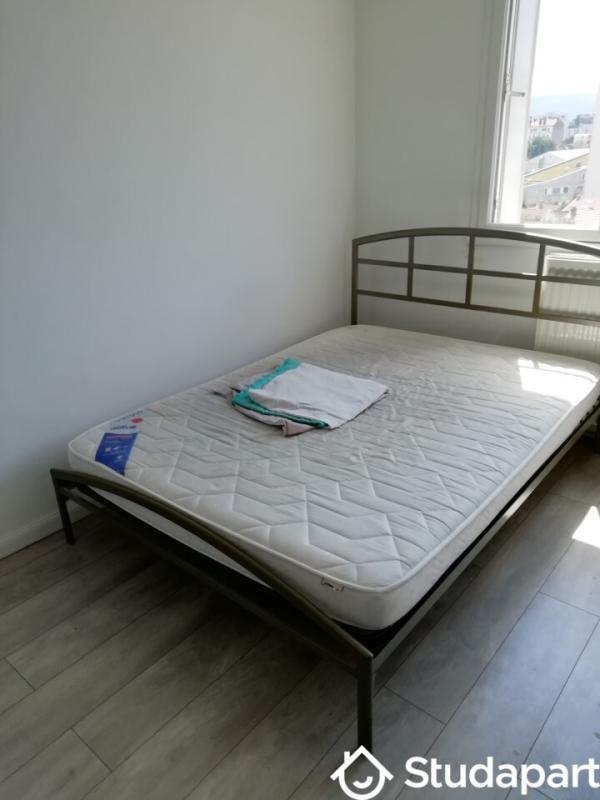 Chambre - 14 m² - 1 pièce