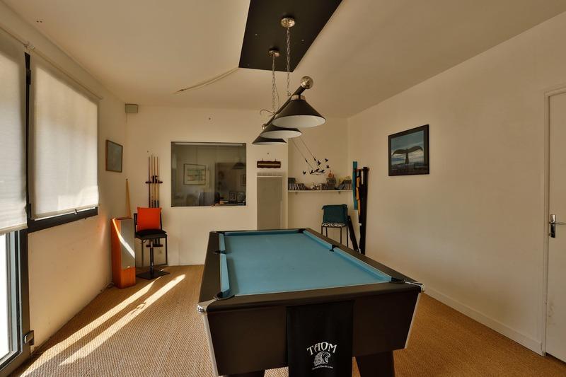 Propriété - 154 m² - 6 pièces