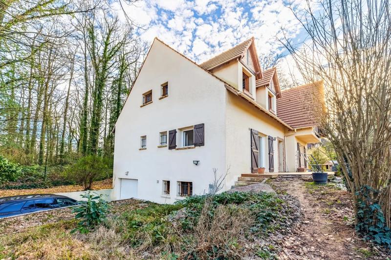 Maison - 176 m² - 6 pièces