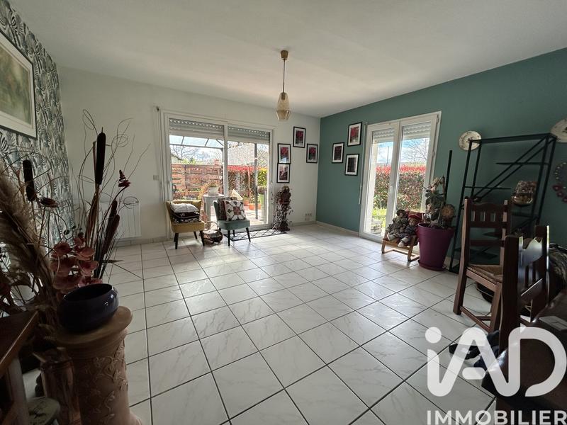 Maison - 99 m² - 5 pièces