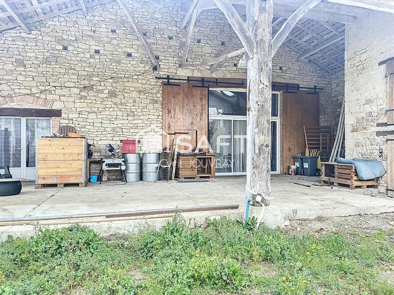 Maison - 262 m² - 6 pièces