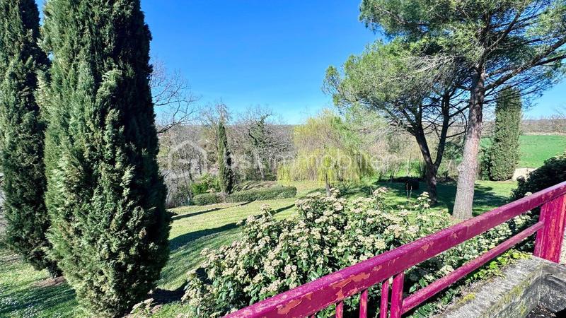 Maison d'architecte - 300 m² - 9 pièces