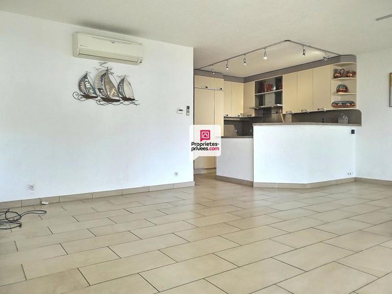 Appartement - 100 m² - 4 pièces