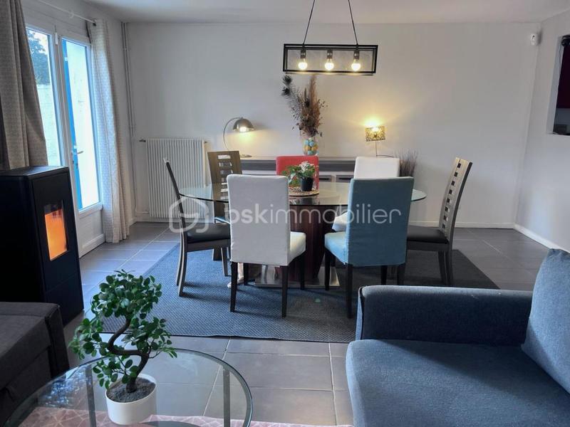 Maison traditionnelle - 93 m² - 6 pièces