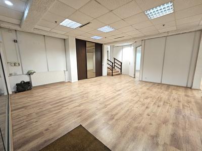 Local commercial - 215 m²