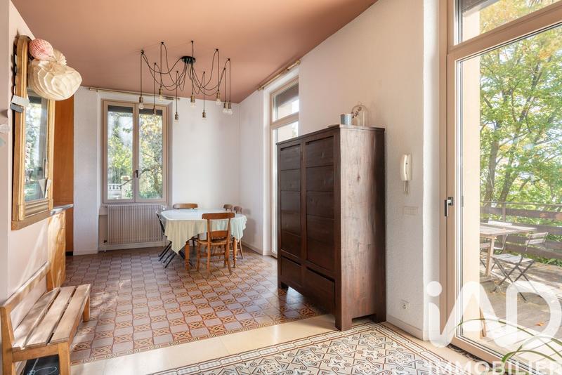 Maison - 176 m² - 7 pièces