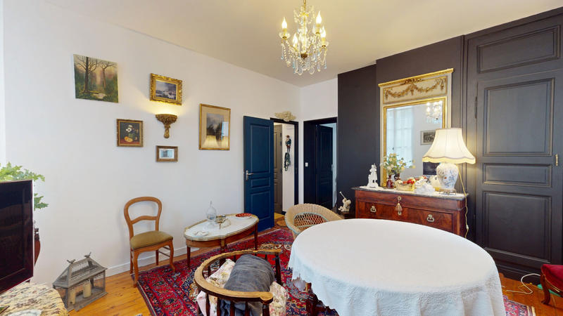 Appartement - 92 m² - 4 pièces