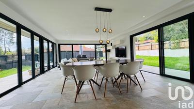 Maison - 170 m² - 6 pièces