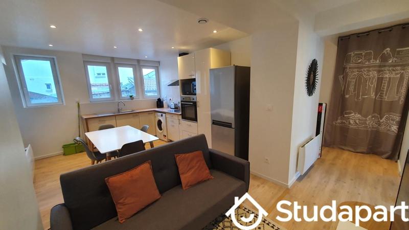 Chambre - 12 m² - 1 pièce