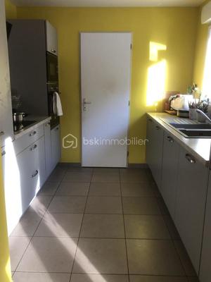 Maison traditionnelle - 93 m² - 6 pièces