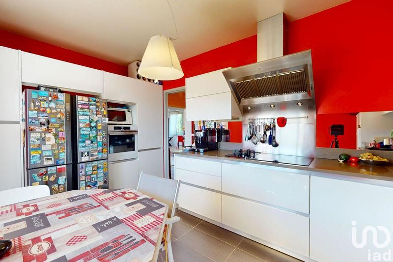 Appartement - 167 m² - 6 pièces