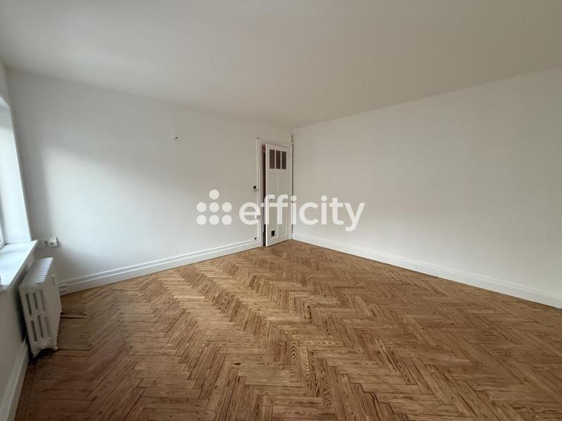 Appartement - 133 m² - 6 pièces