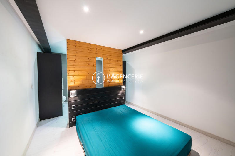 Appartement - 107 m² - 4 pièces