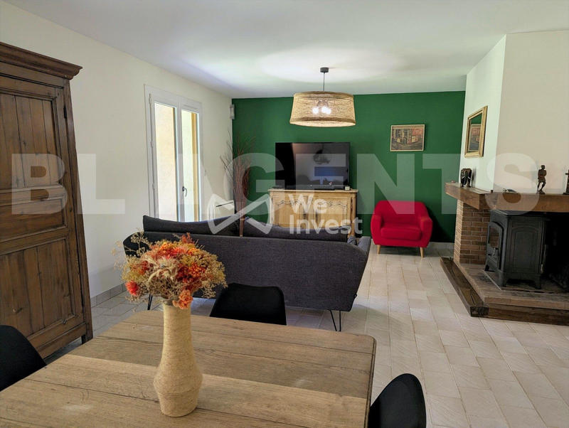 Maison - 180 m² - 5 pièces