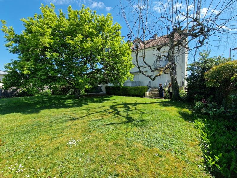 Maison bourgeoise - 300 m² - 10 pièces