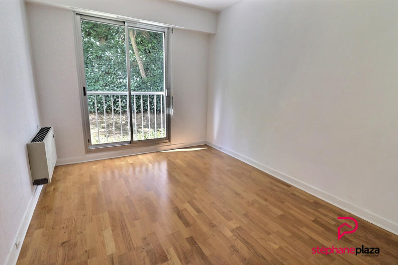 Appartement - 95 m² - 4 pièces